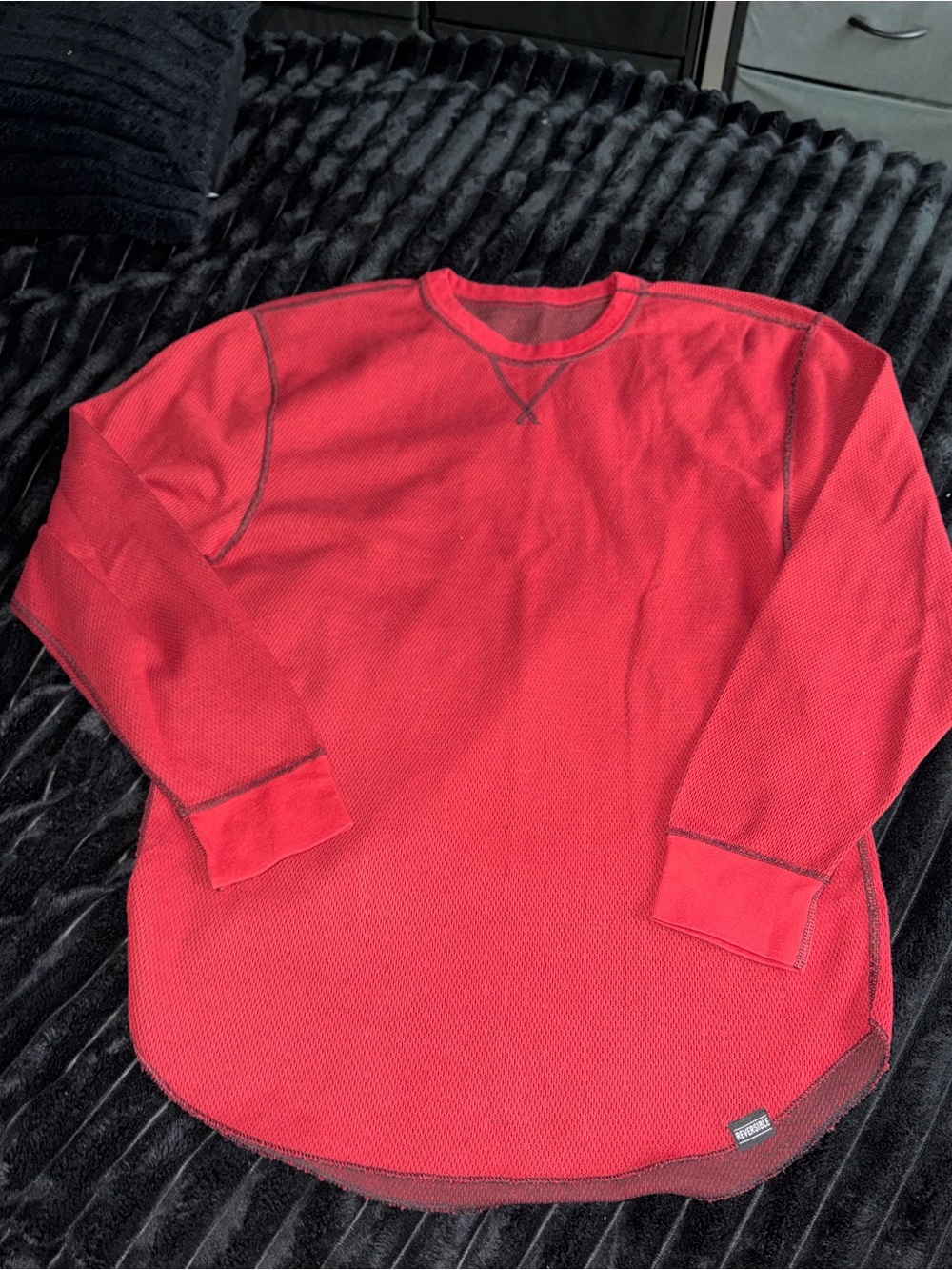 Hanes Men's Red reversible Crewneck Thermal Pullover